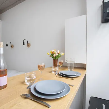 Guestready - Lovely Studio For 2 / Eiffel Tower - Prime Location! Lejlighed Paris