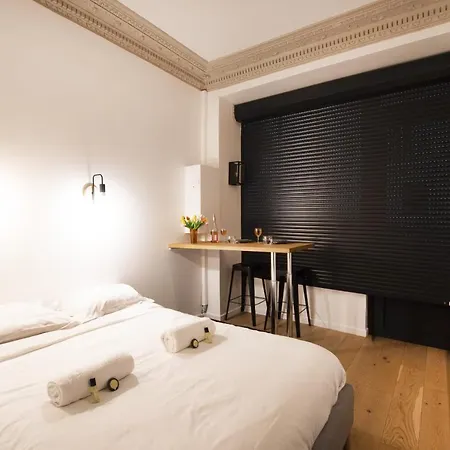 Guestready - Lovely Studio For 2 / Eiffel Tower - Prime Location! Lejlighed *
